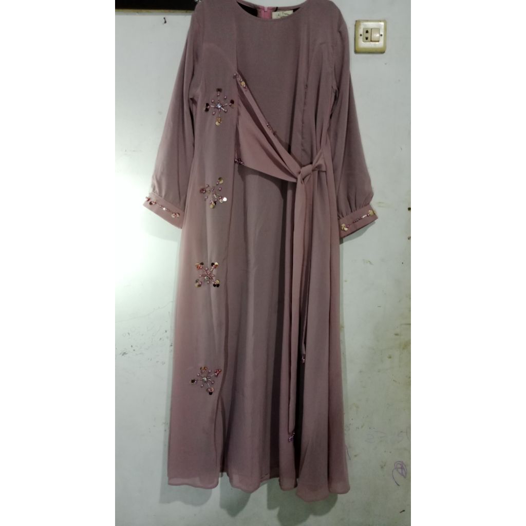 Preloved ahda dress by lnw fashion