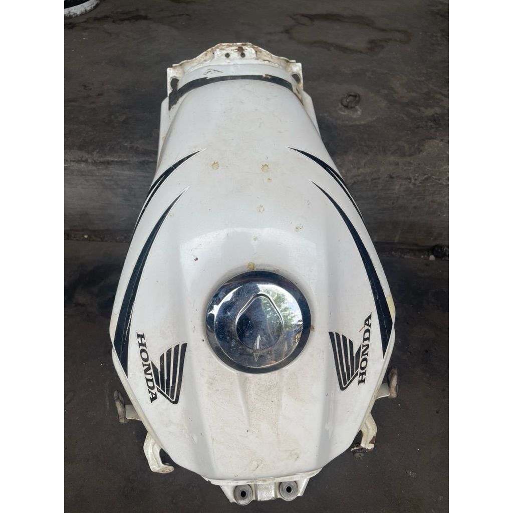 Tangki CB150R Old K15 Ori Copotan motor