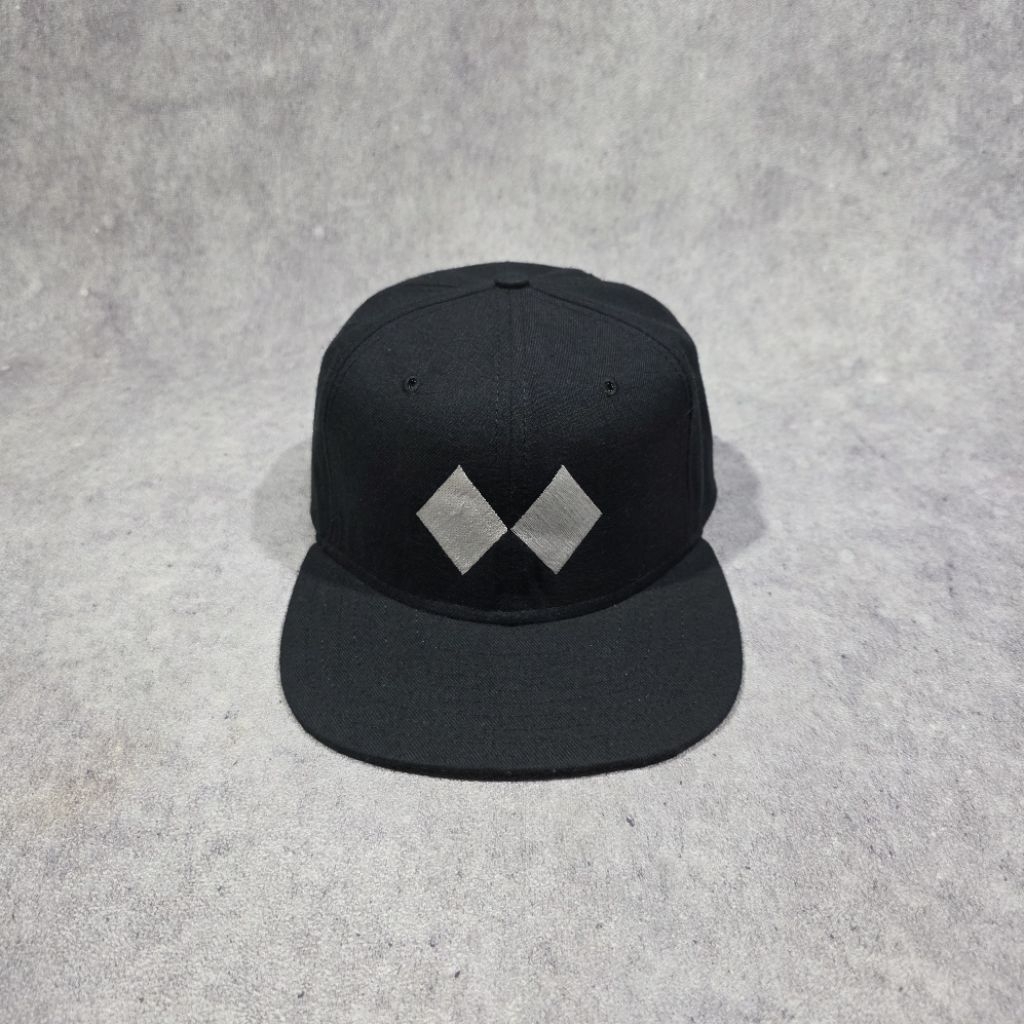 TOPI VINTAGE NEW ERA PRO MODEL DOUBLE DIAMOND LOGO SNAPBACK HATS MADE IN USA