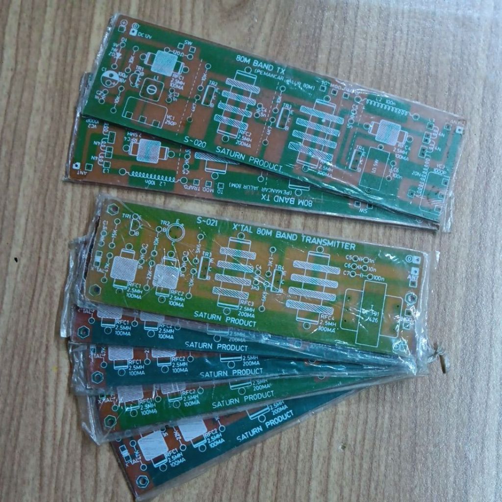 PCB SATURN PRODUCT - PEMANCAR 80 METER BAND