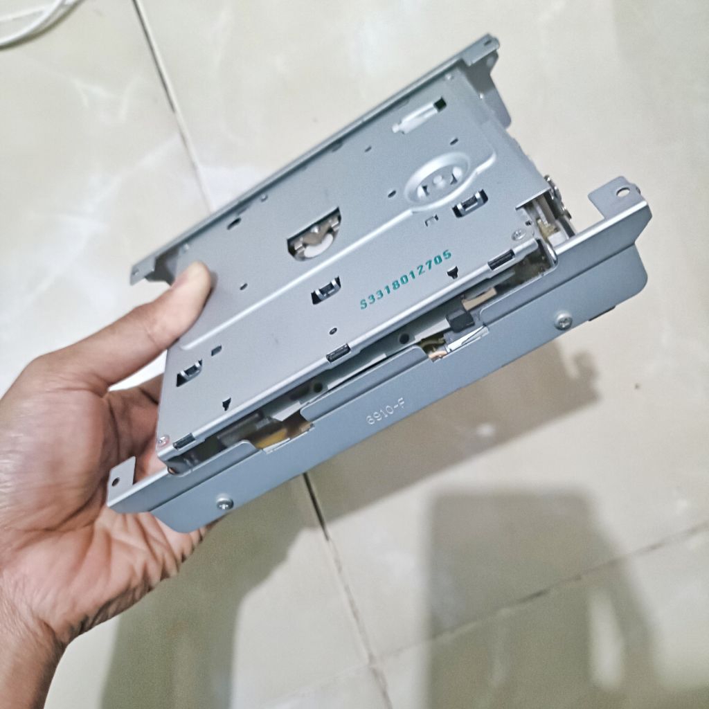 dvd copotan dari head unit dhd 1076