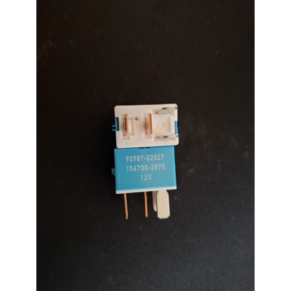 Relay Biru 12V kaki 4 pin Denso/Relay avanza biru