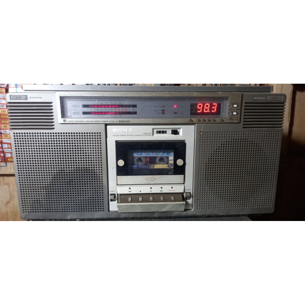 Radio tape sony cfs D7