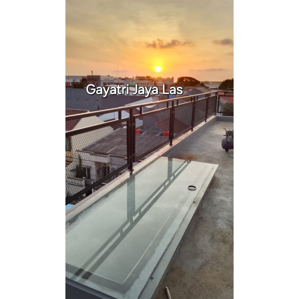 Railing balkon railing tangga expanda berkualitas dan bergaransi