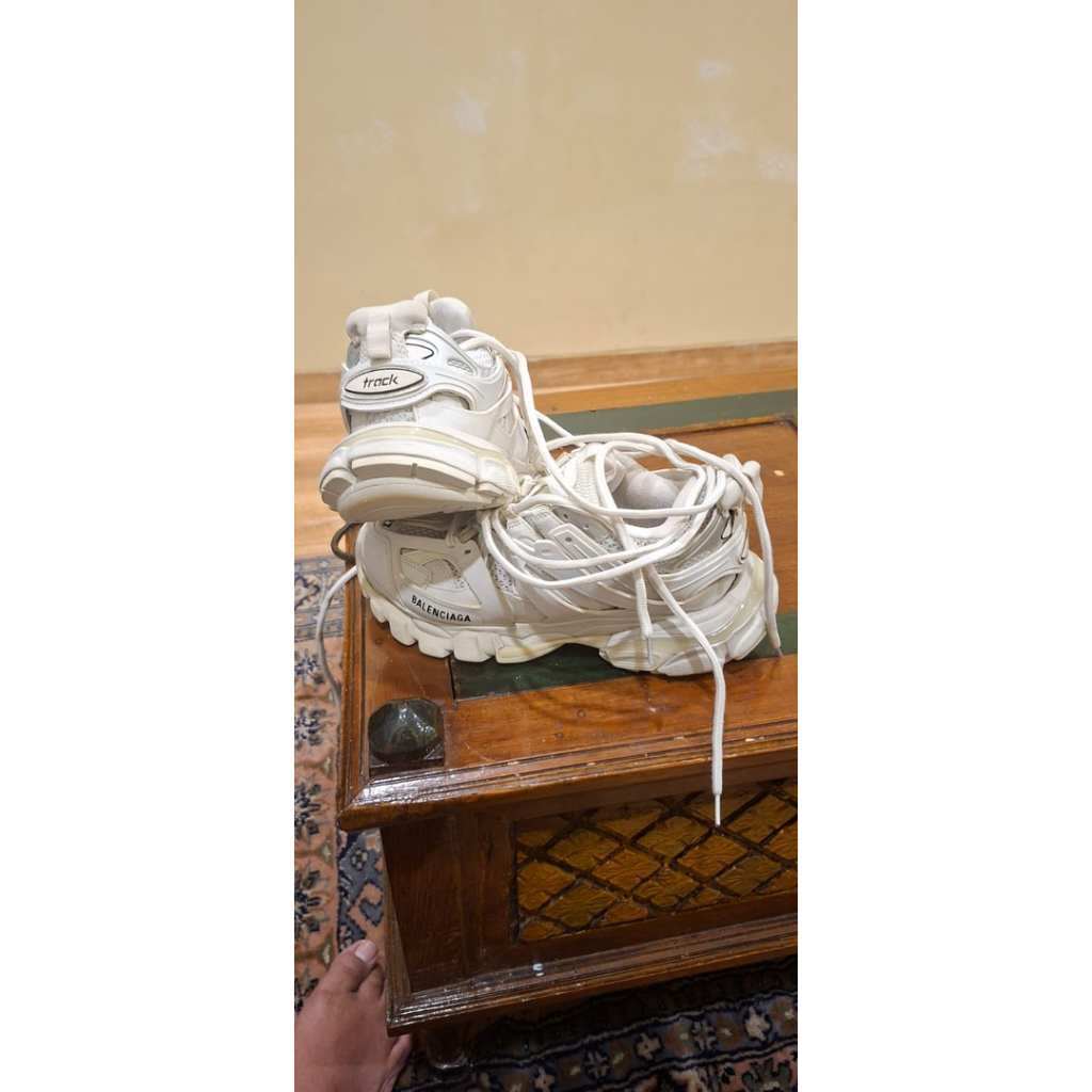 Sepatu Balenciaga Track size 37