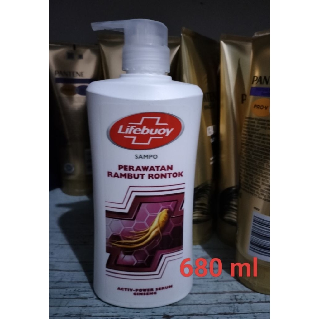 Lifebuoy Shampoo Perawatan Rambut Rontok 680 ml(merah