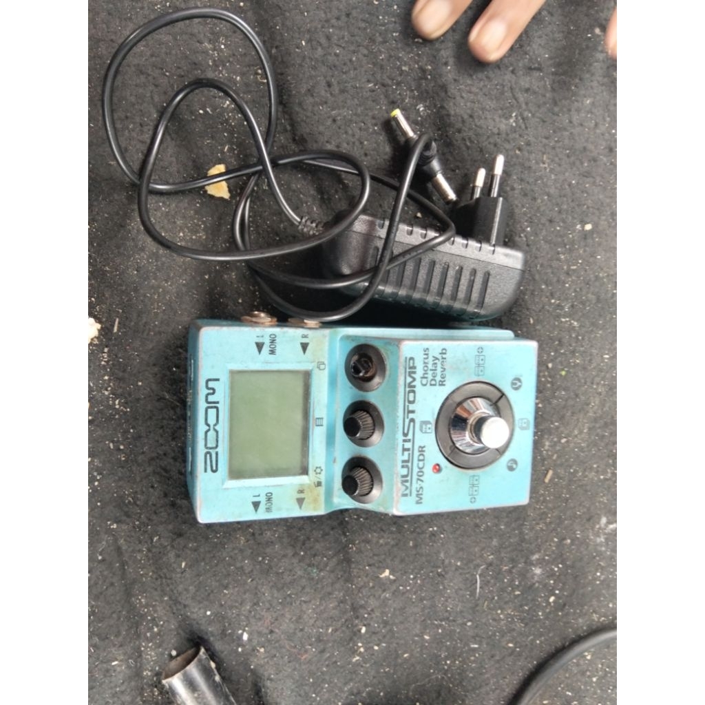 Efek Gitar ZOOM MULTISTOMP MS-70CDR DELAY,CHORUS,REVERB dll.