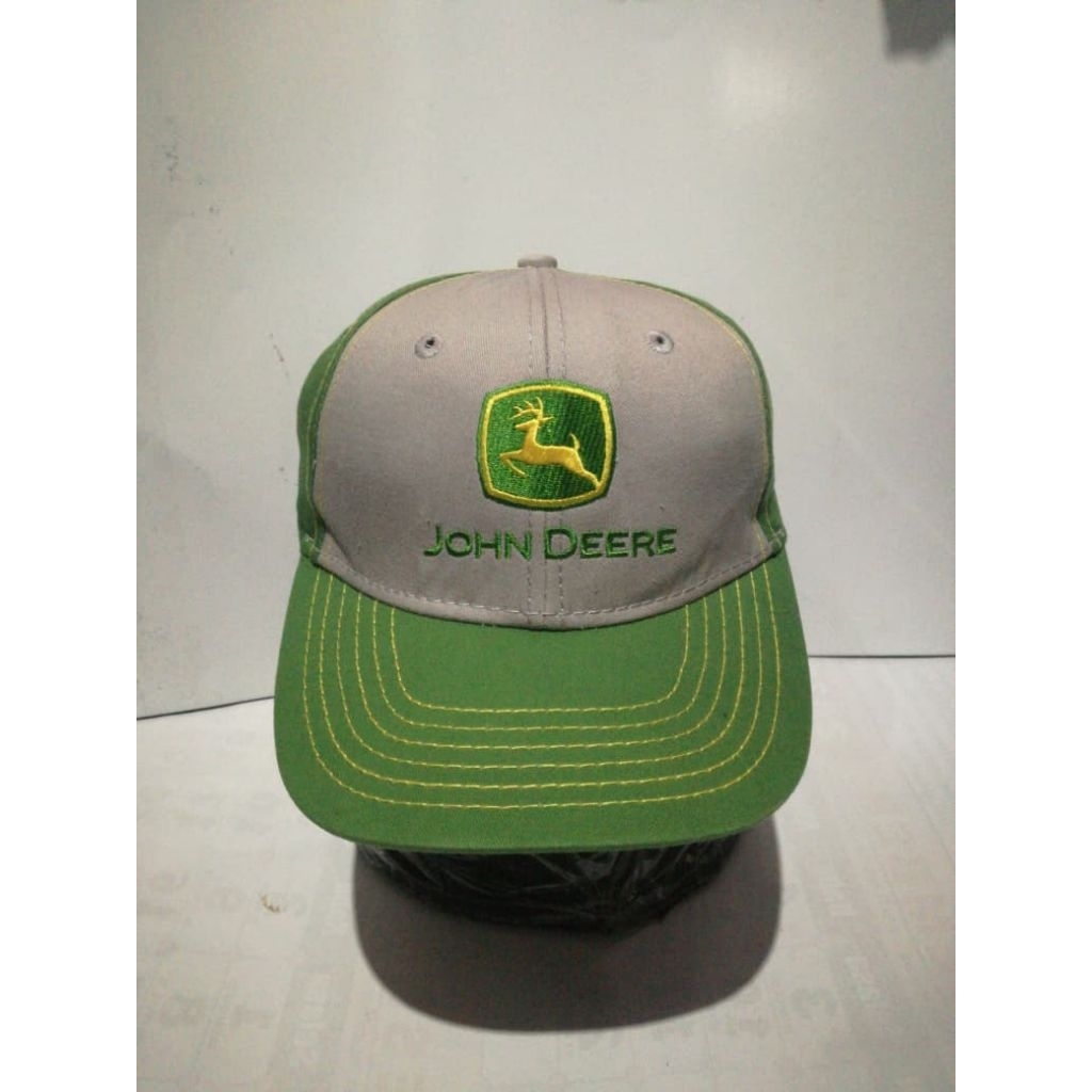 Topi John Deere second