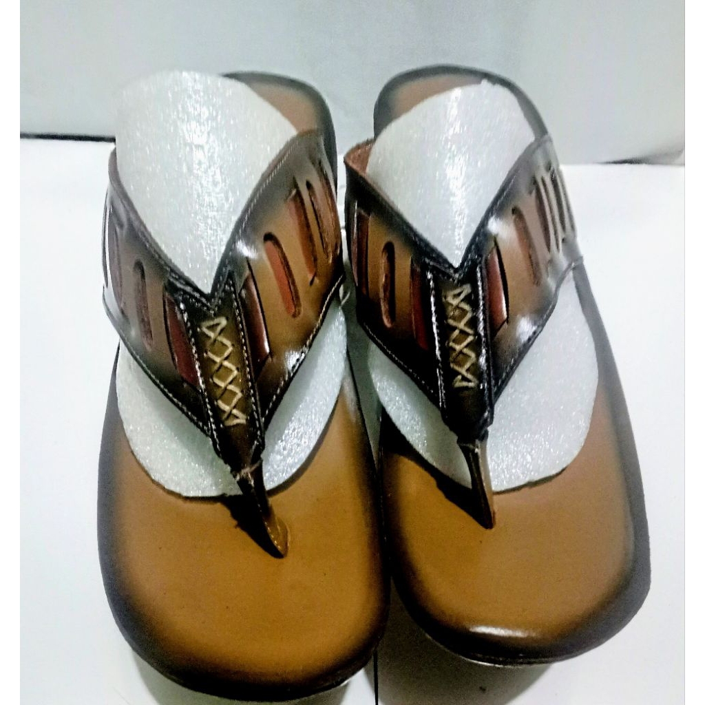 Levis - Sandal Pria Elegan Trend Keren Kekinian Casual Kulit Import Original