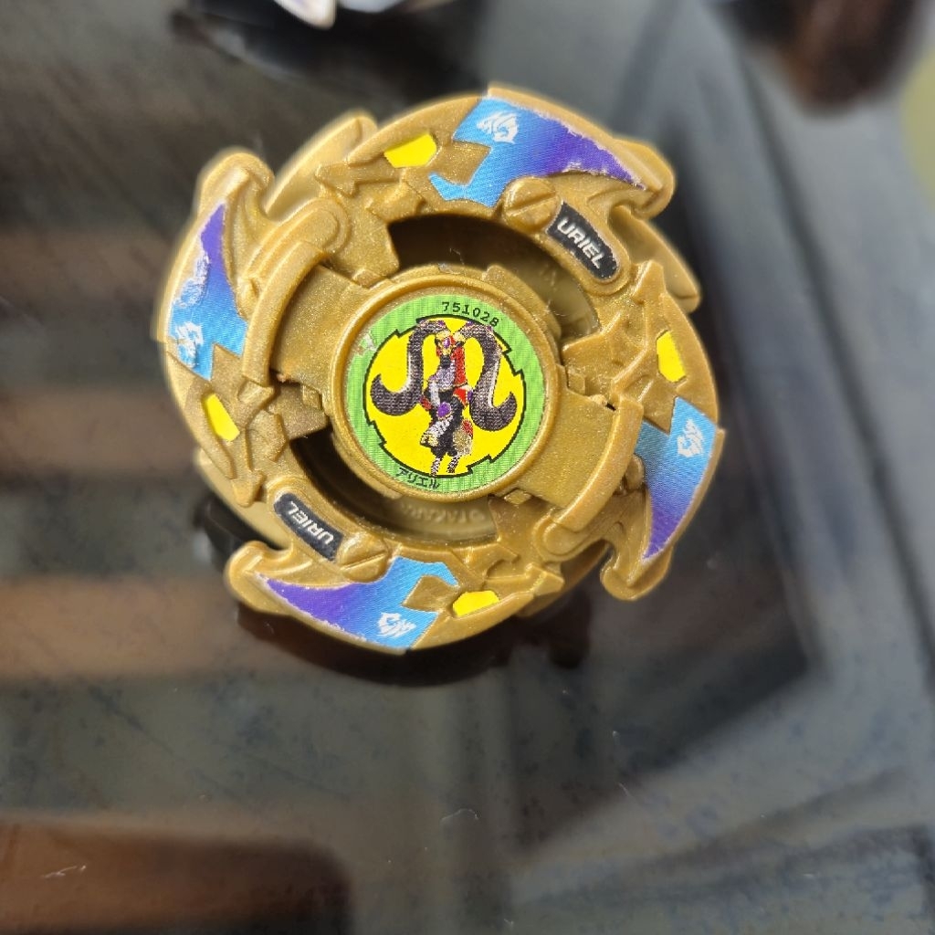 Beyblade Bakuten Shoot Uriel