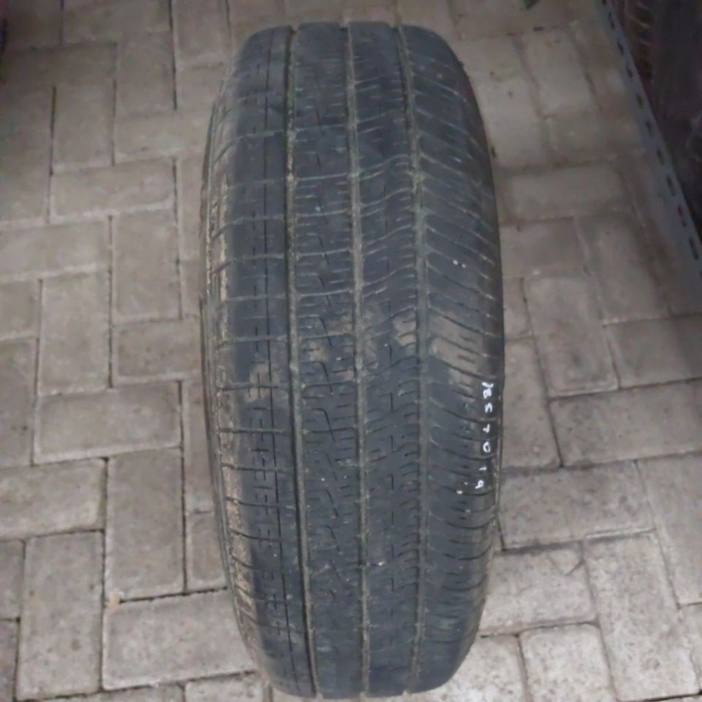 Ban Second 185/70 R14 88H Zeetex Copotan