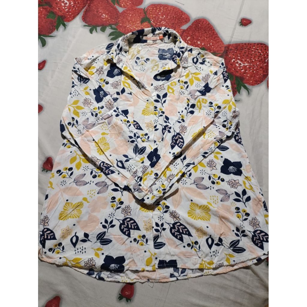 PL kemeja motif bunga