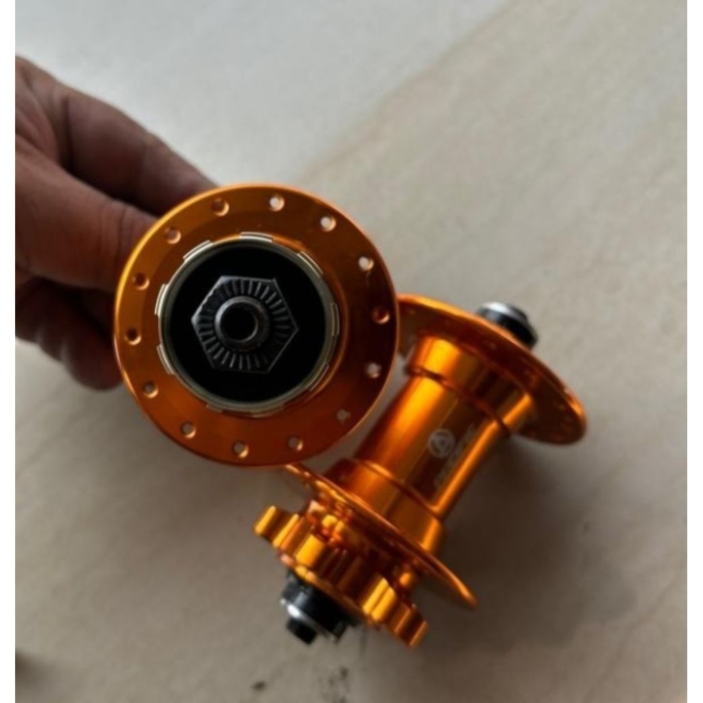 Sepeda Depan Hub Freehub 28 Hole Original