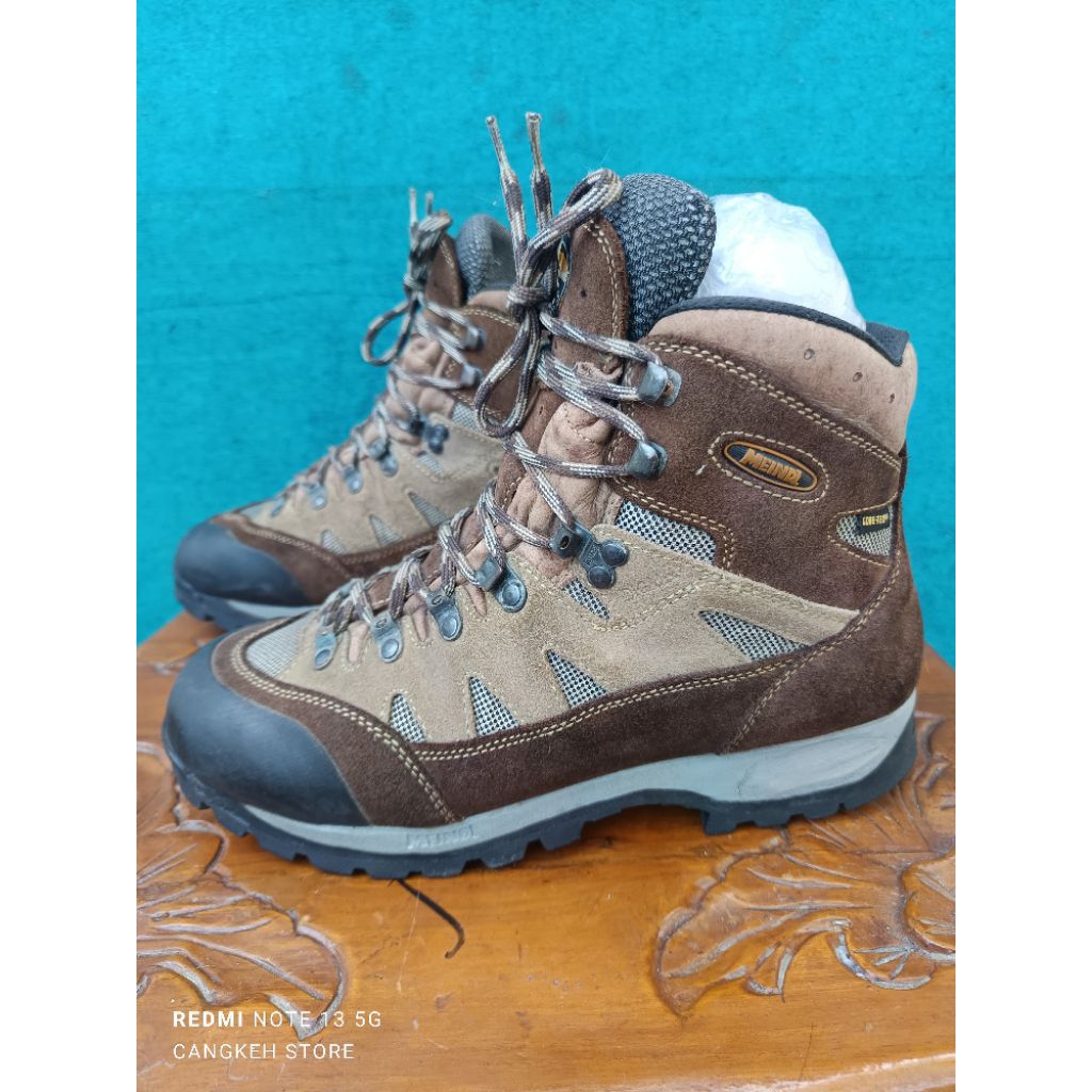 Meindl size 44 insole 28 cm sepatu boot, sepatu gunung, sepatu hiking, sepatu outdoor, sepatu motor,