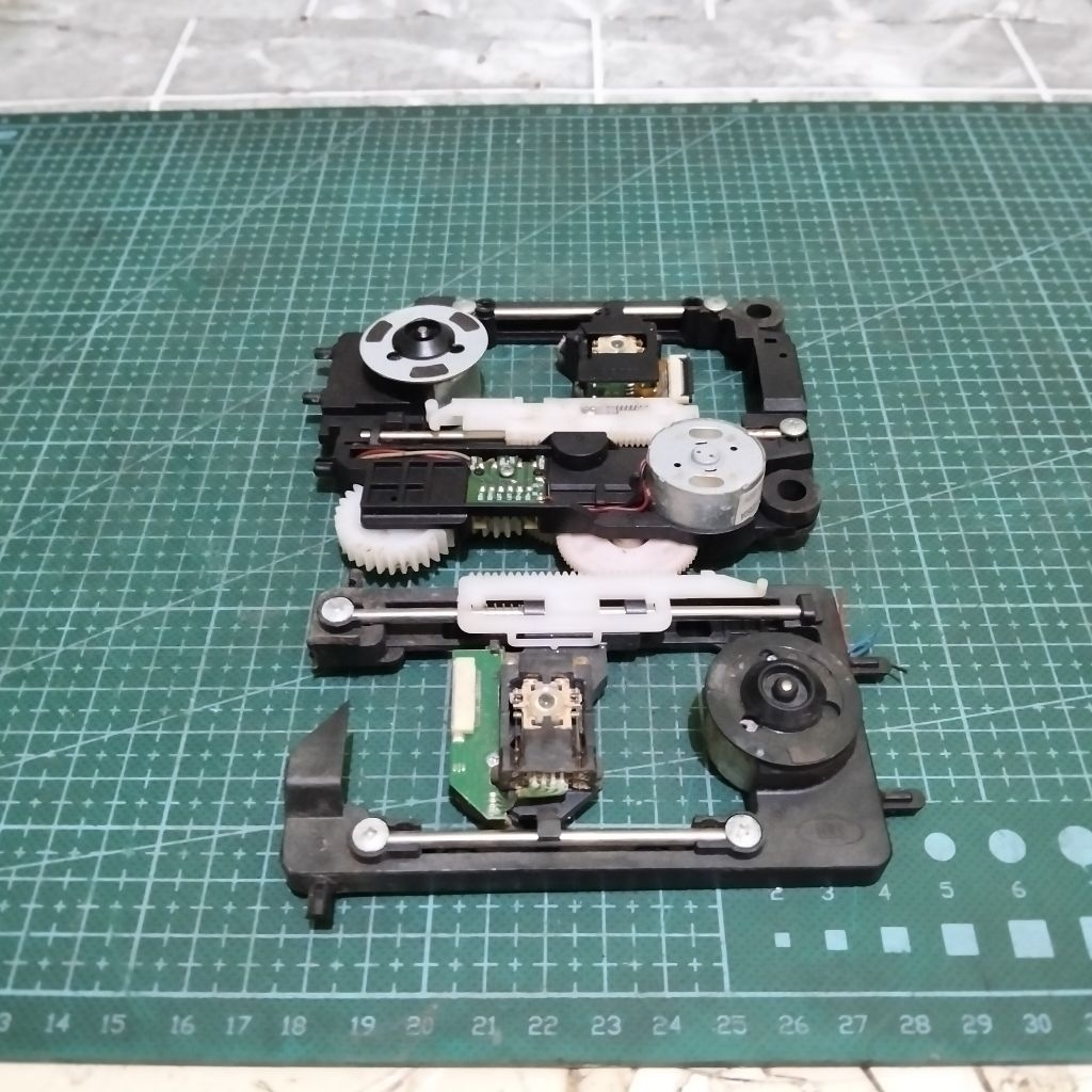 Jual Mekanisme Optik CD/DVD Player Bekas Sparepart Laser + Gear