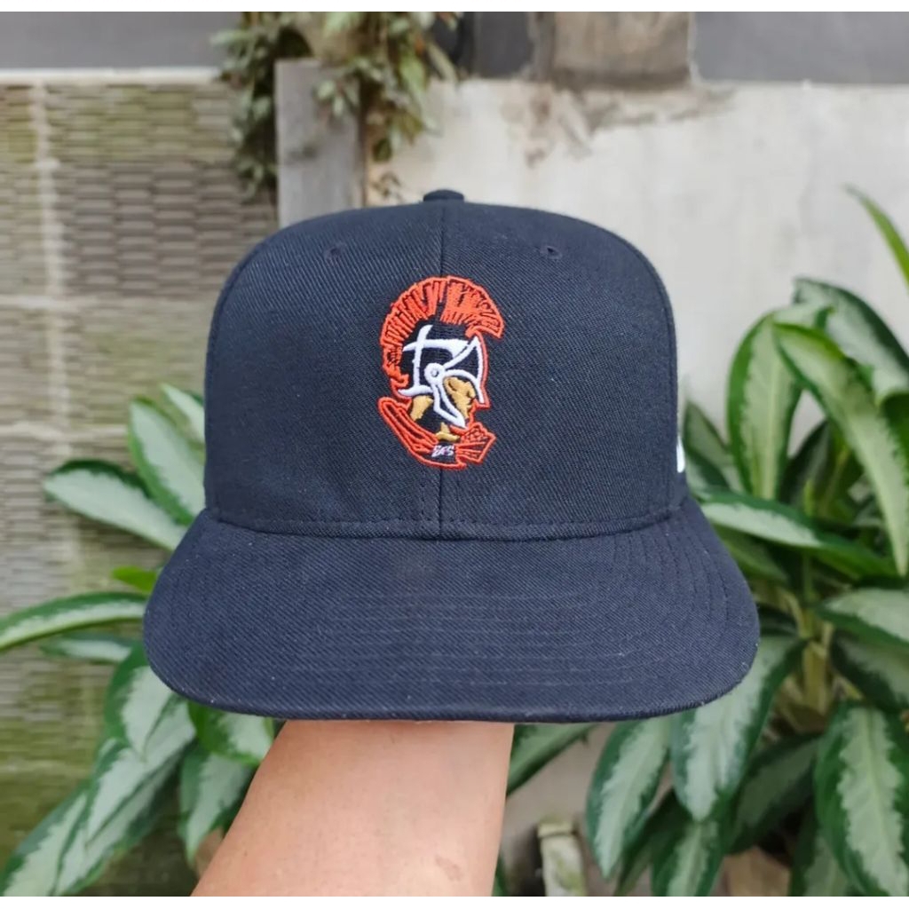 Topi Snapback TSL CONQUERORS By NIKE TRUE