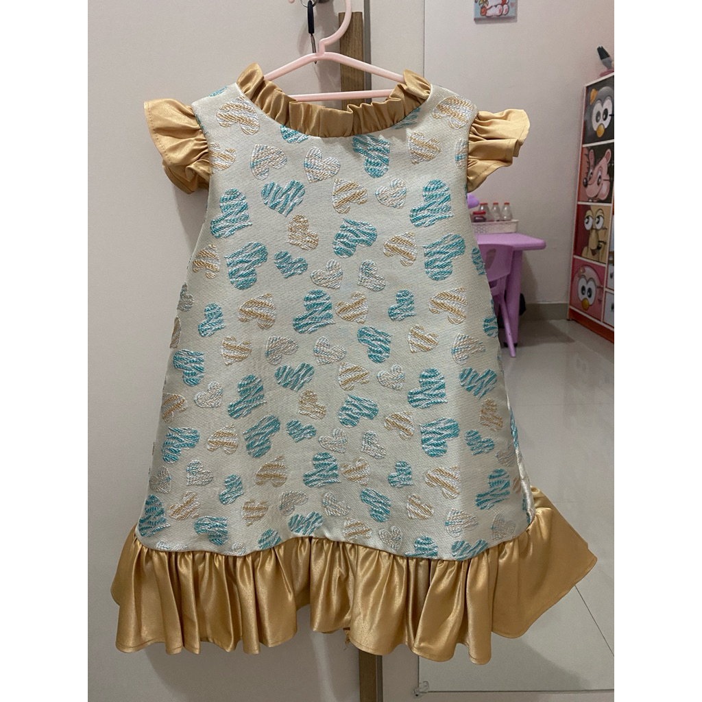 Preloved Baju Pesta Anak Perempuan / Dess Pesta Anak