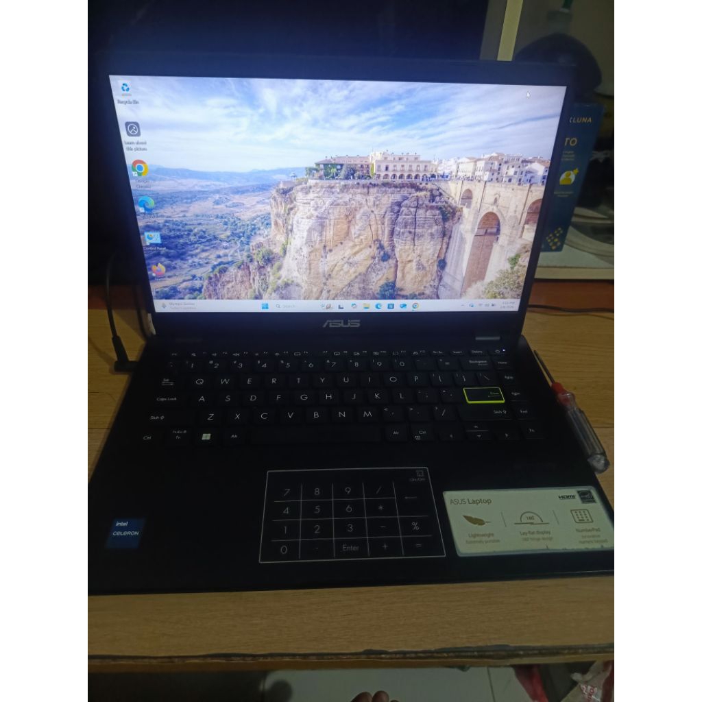 laptop asus e410k