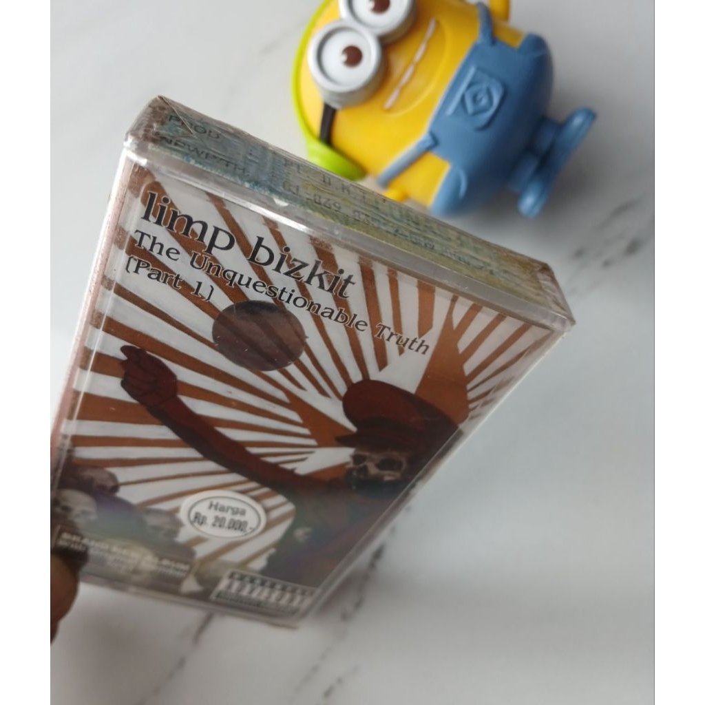 kaset pita limp bizkit segel