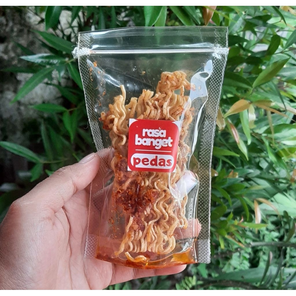 Mie Kriting / Mie Kremes / Mie Kering Pedas Asin