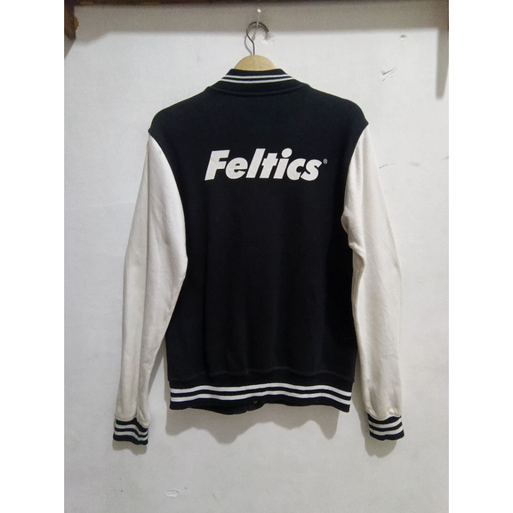 Varsity Feltics