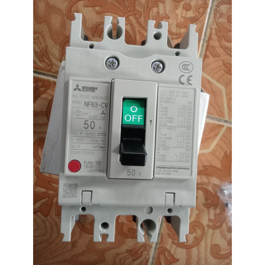 MCCB Mitsubishi