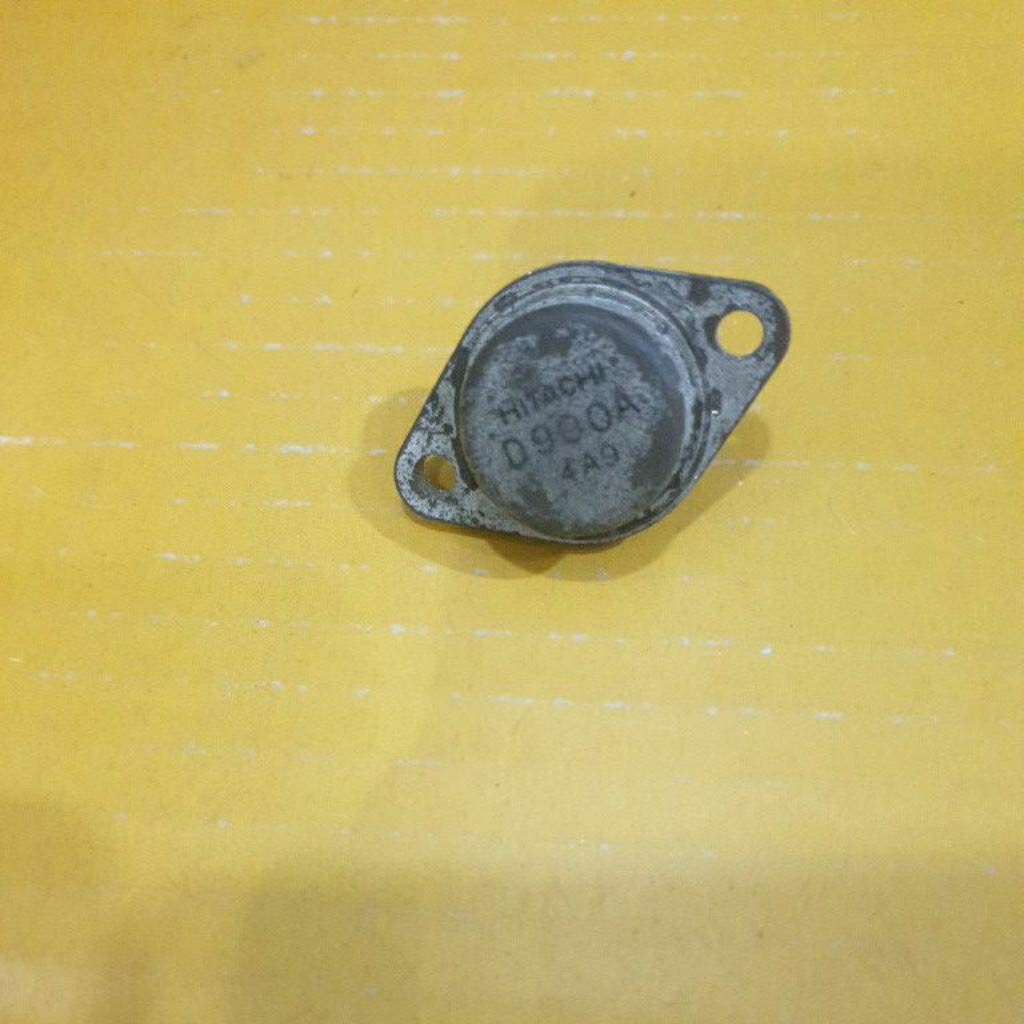 D 900 TRANSISTOR JENGKOL ASLI ORI