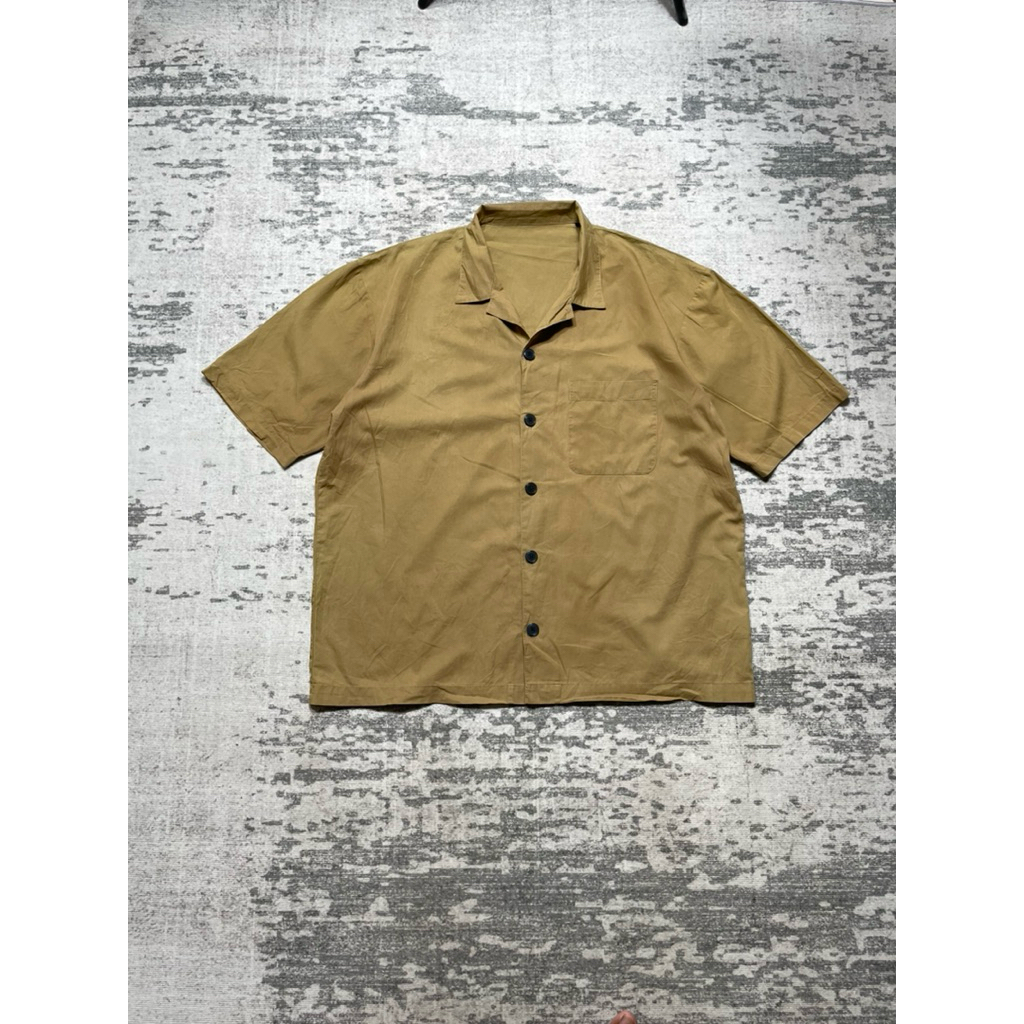 Gu uniqlo open collar shirt