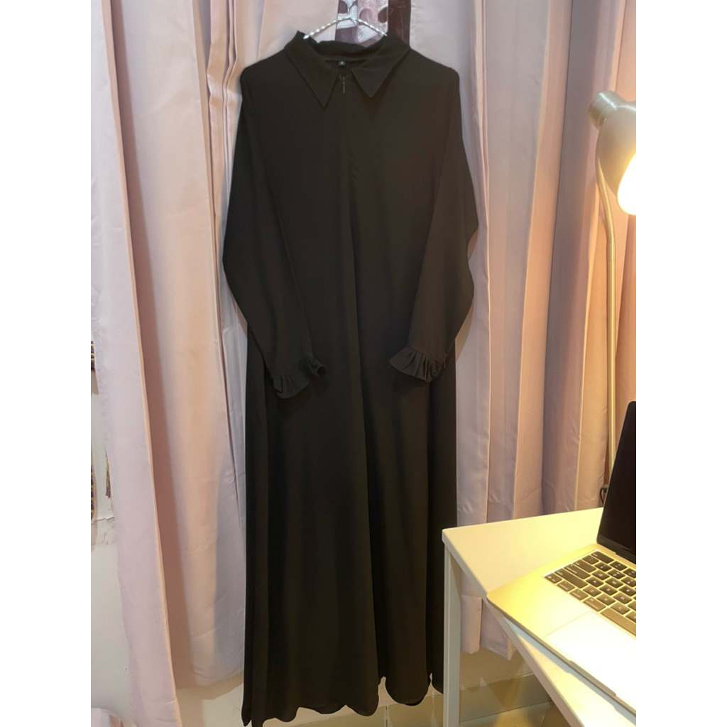 Preloved PL Purnamasaridevi PSD Cana Dress size S Abaya Hitam Arabian Jetblack Premium Ruffle
