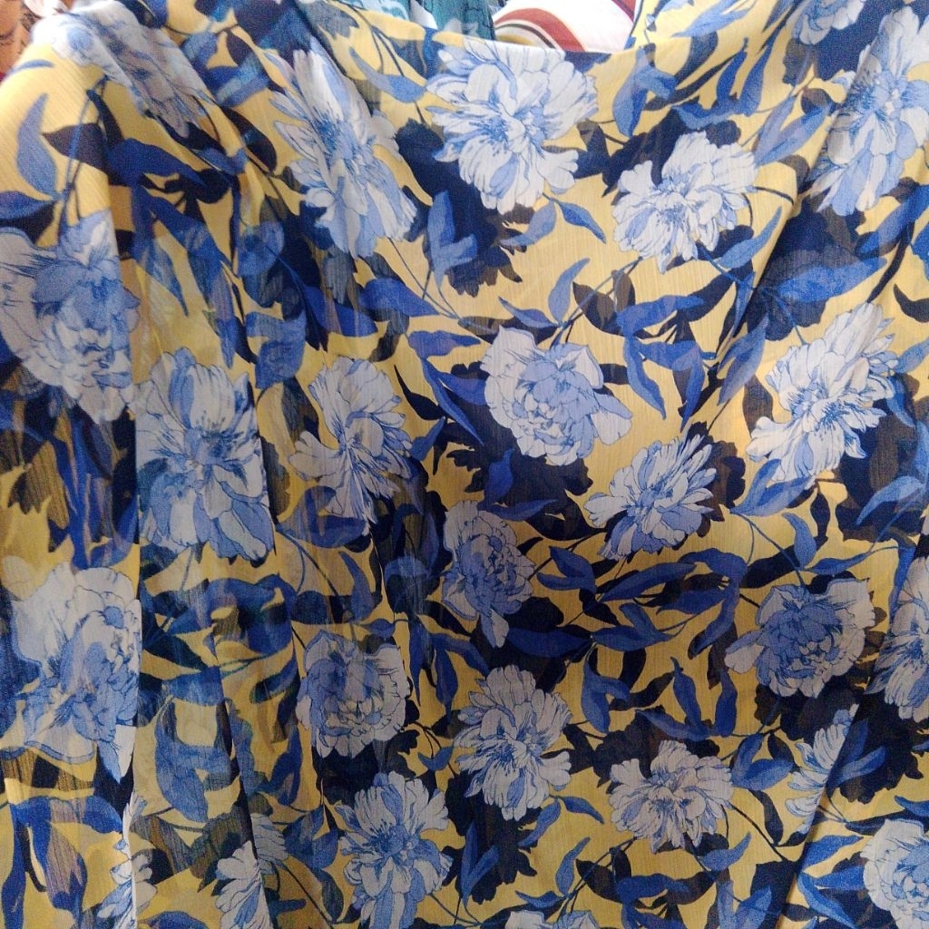 Kain Sifon Yoryu Silk Motif Bunga - Bahan Sifon Import Meteran - Lembut, Jatuh, & Mewah rm