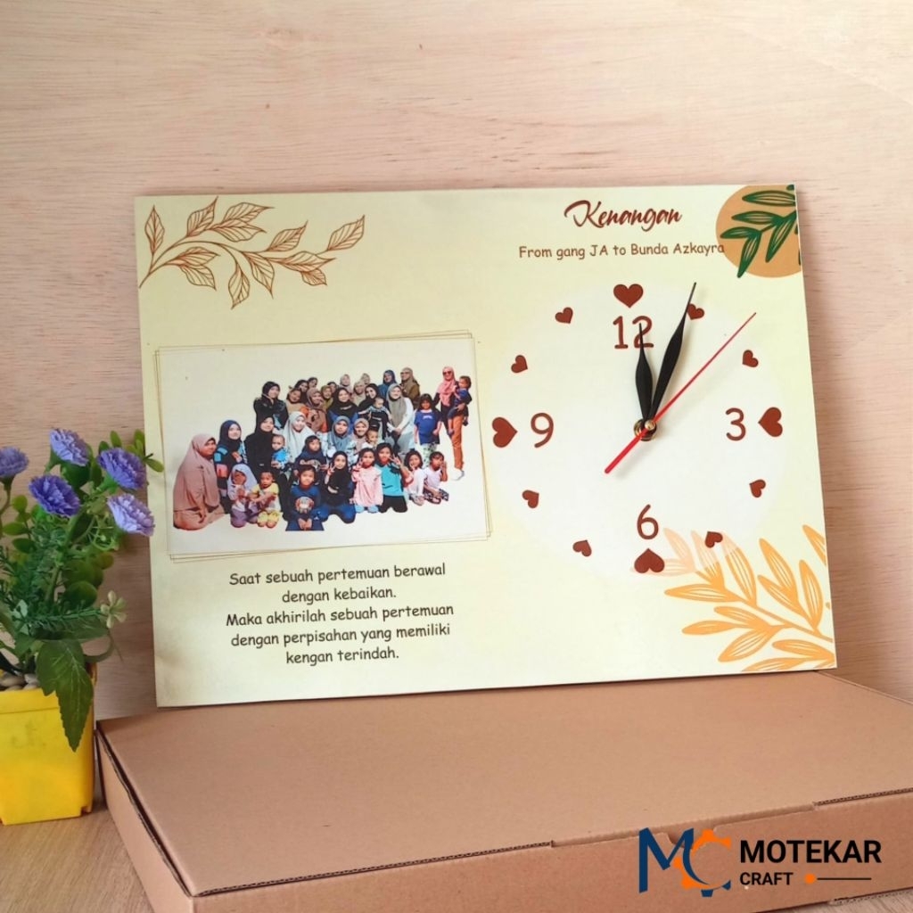 jam dinding foto custom / jam karakter  jumbo 40×30 cm