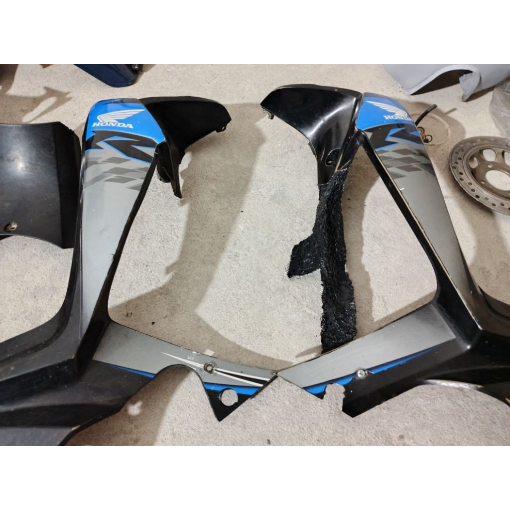 sayap luar supra x 125 batman original