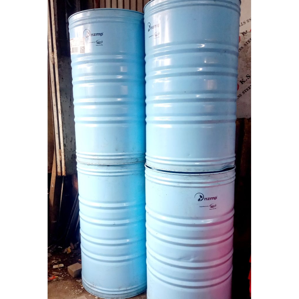 Drum Bekas Minyak Kapasitas 200 Liter