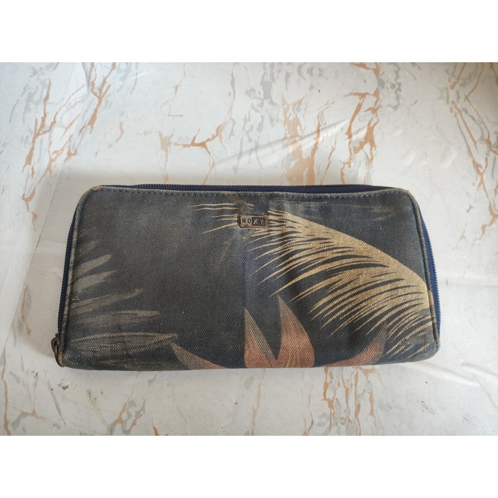 dompet roxy cewek
