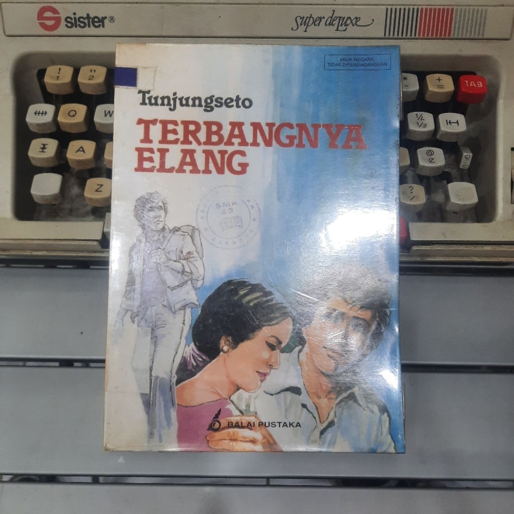 TERBANGNYA ELANG Penulis : Tunjungseto