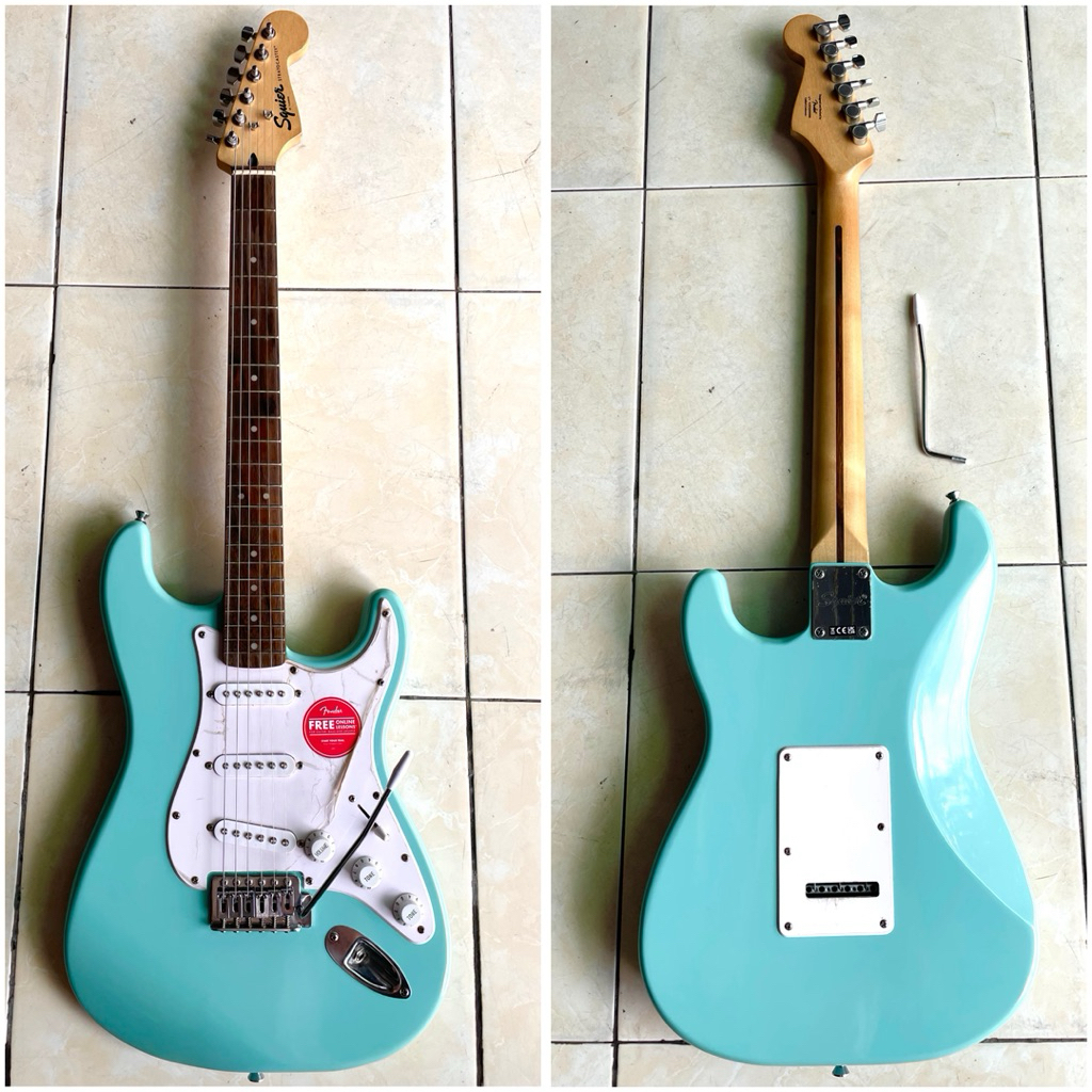 Gitar Elektrik Stratocaster Squier Bullet by Fender Original Strat Affinity Sonic Hardtail Tremolo T