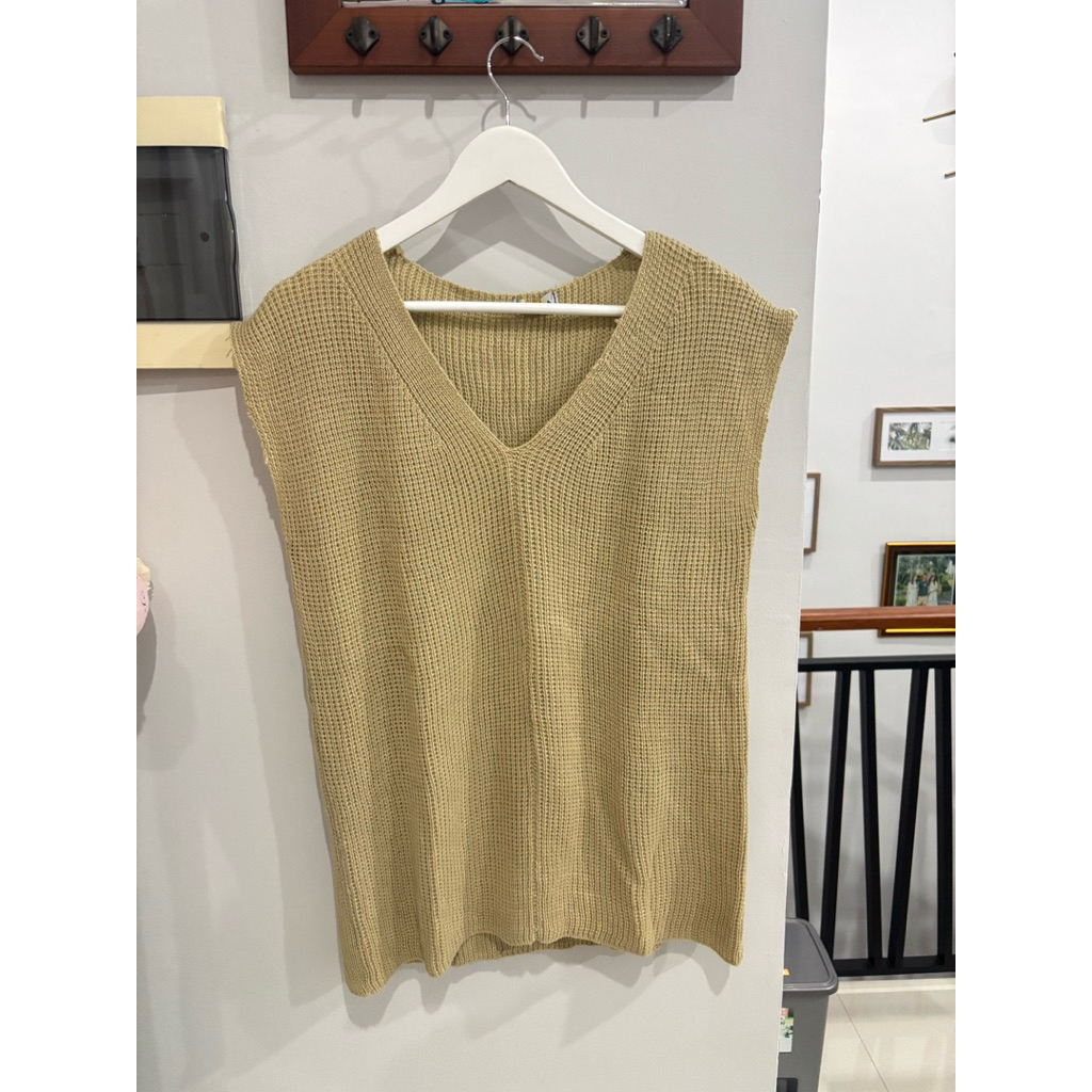 Preoved Vest Wanita Coklat Muda