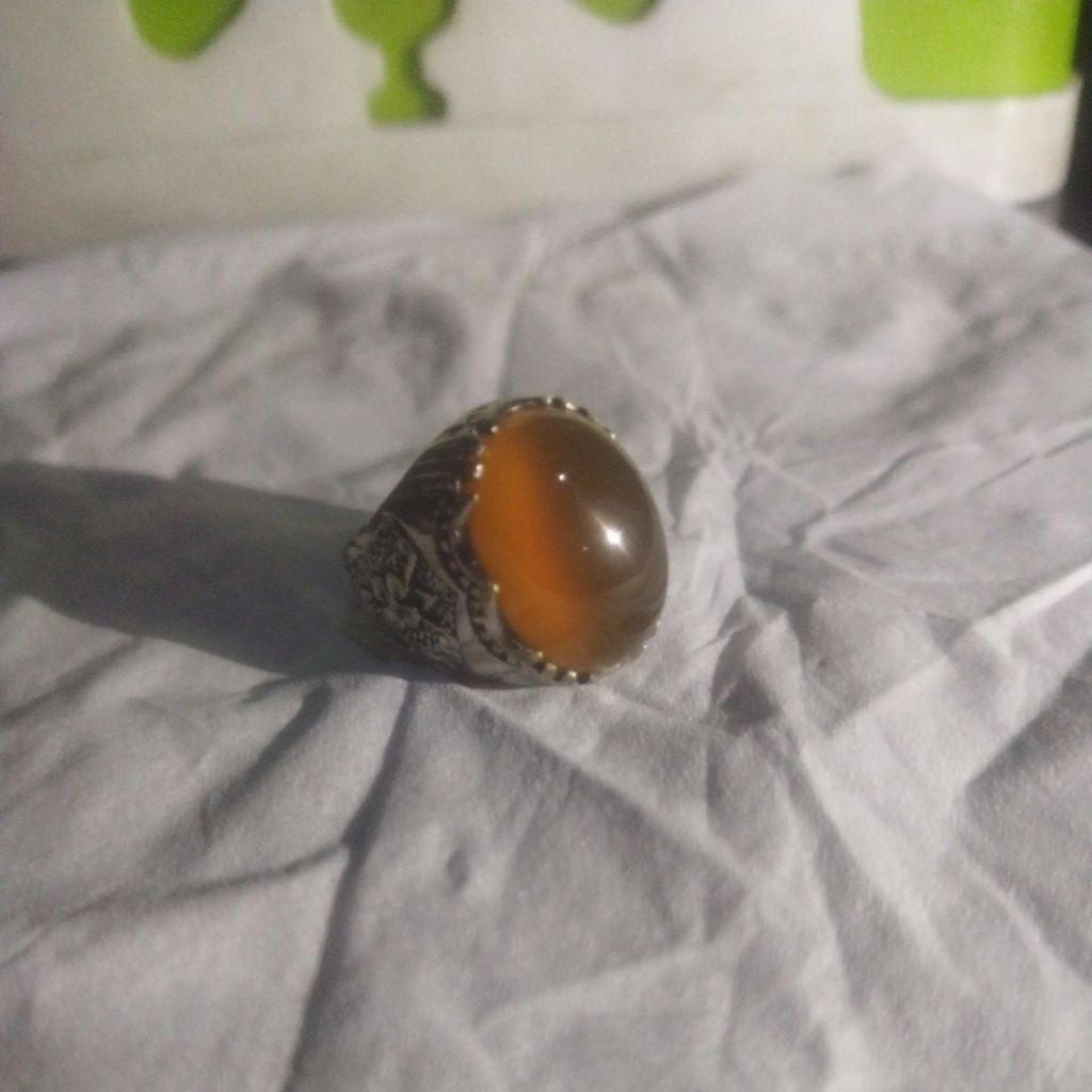 batu akik cempaka madu