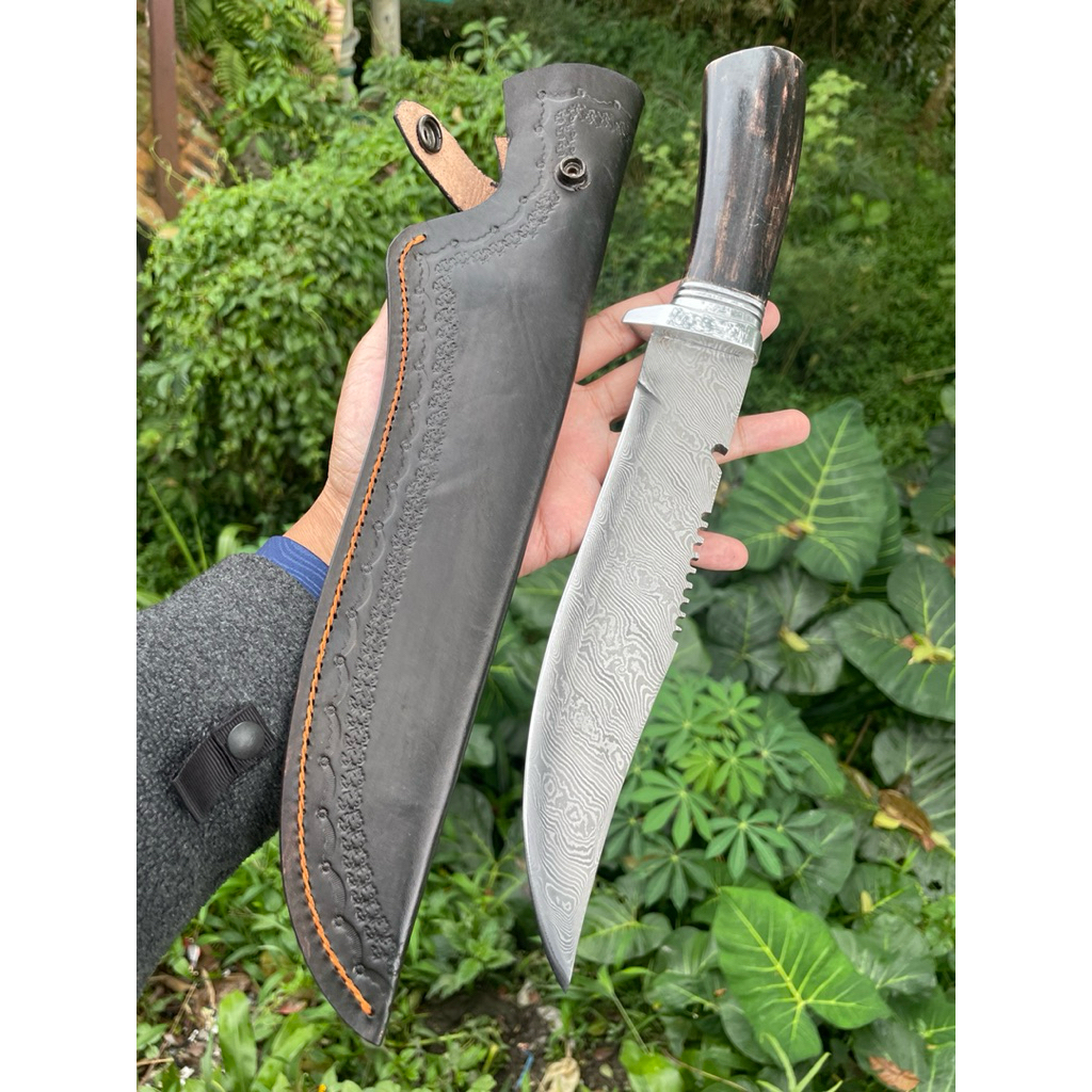 Pisau rambo mewah baja pamor damaskus