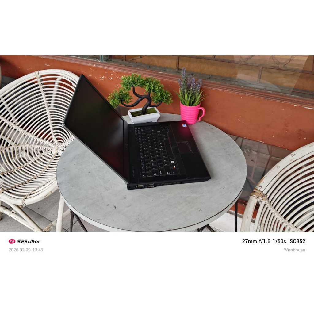 Laptop DELL E6410 Core i5 Ram 4GB HDD 320 GB Murah Bergaransi Kode barang (E6410 no2)