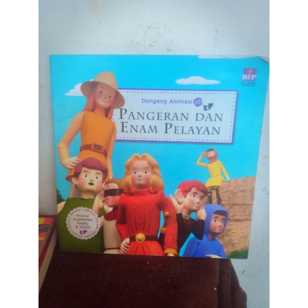 buku dongeng animasi Pangeran dan enam Pelayan