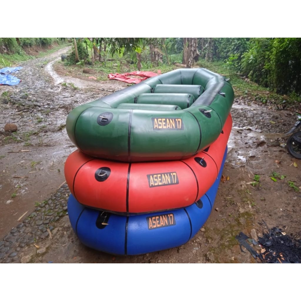 PERAHU KARET EXTREME ARUNG JERAM