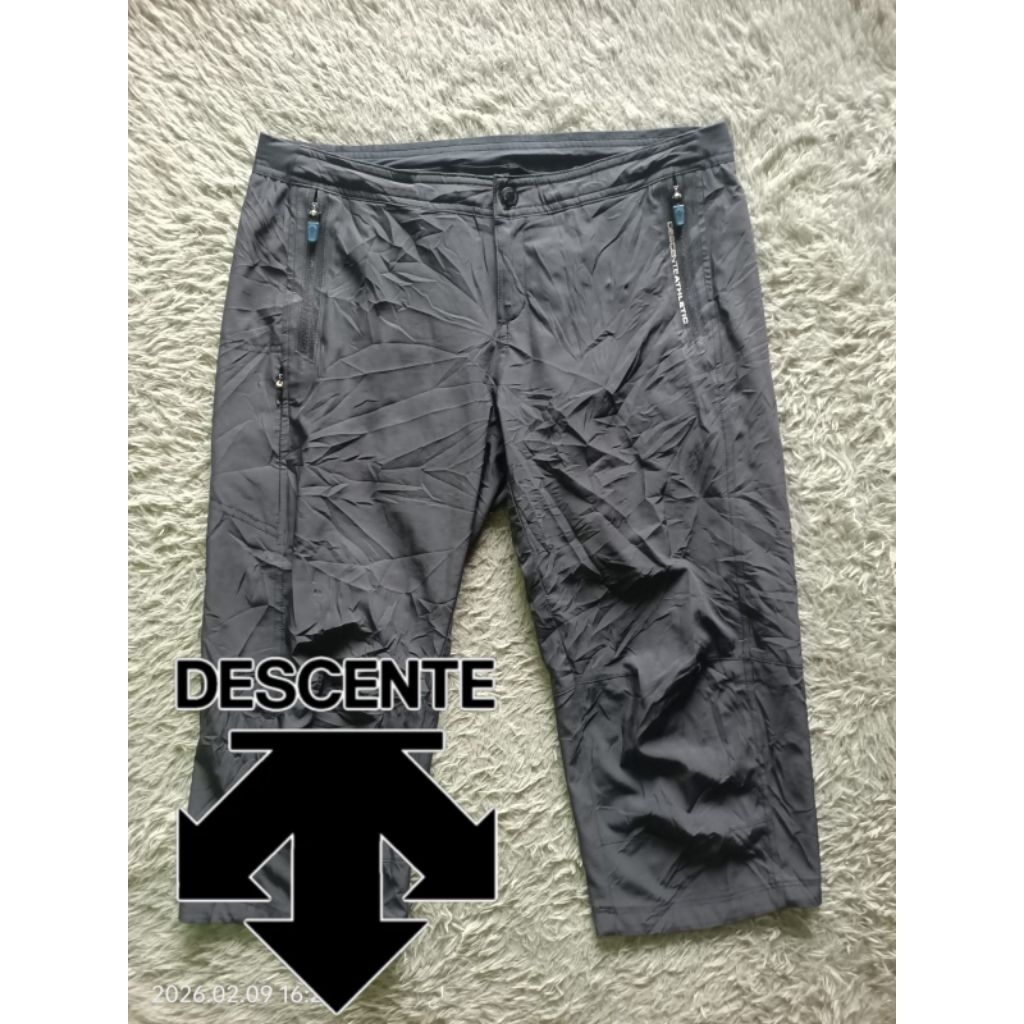 CELANA PENDEK 3/4 DESCENTE WANITA