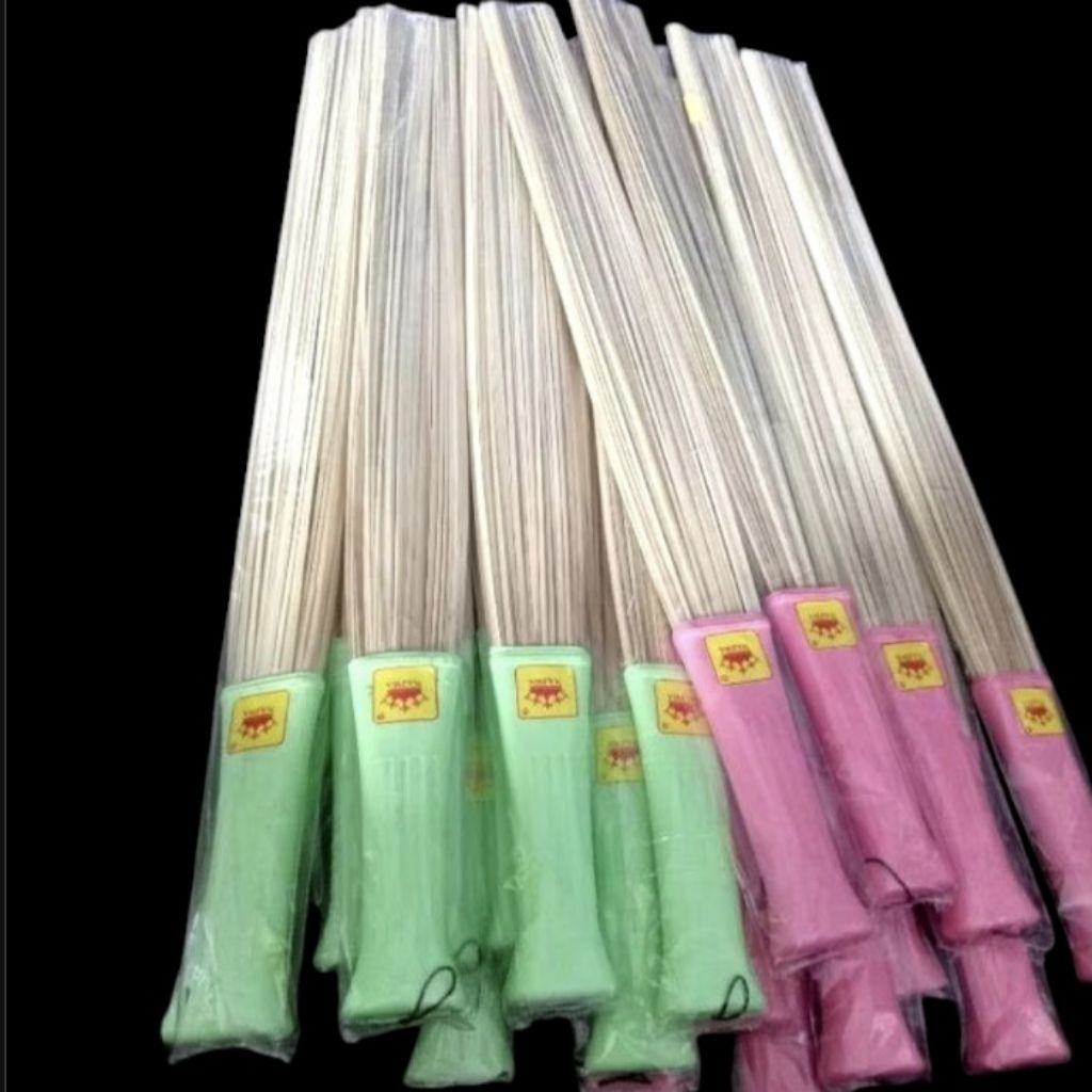 SAPU LIDI TEMPAT TIDUR //SAPU KASUR KARPET//TEBAH KASUR//SEBLAK KASUR KARPET