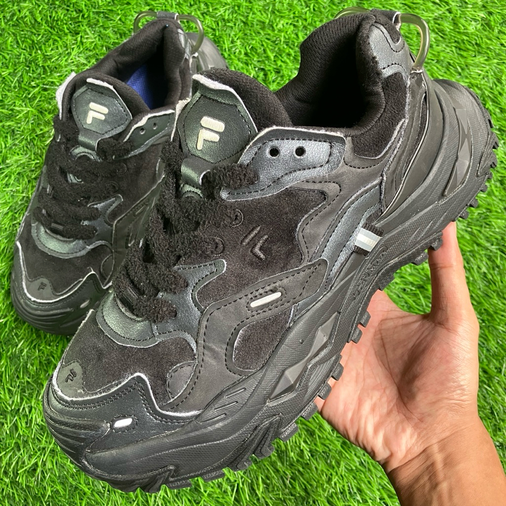 FILA Fusion Bianco Black sneakers shoes size 40