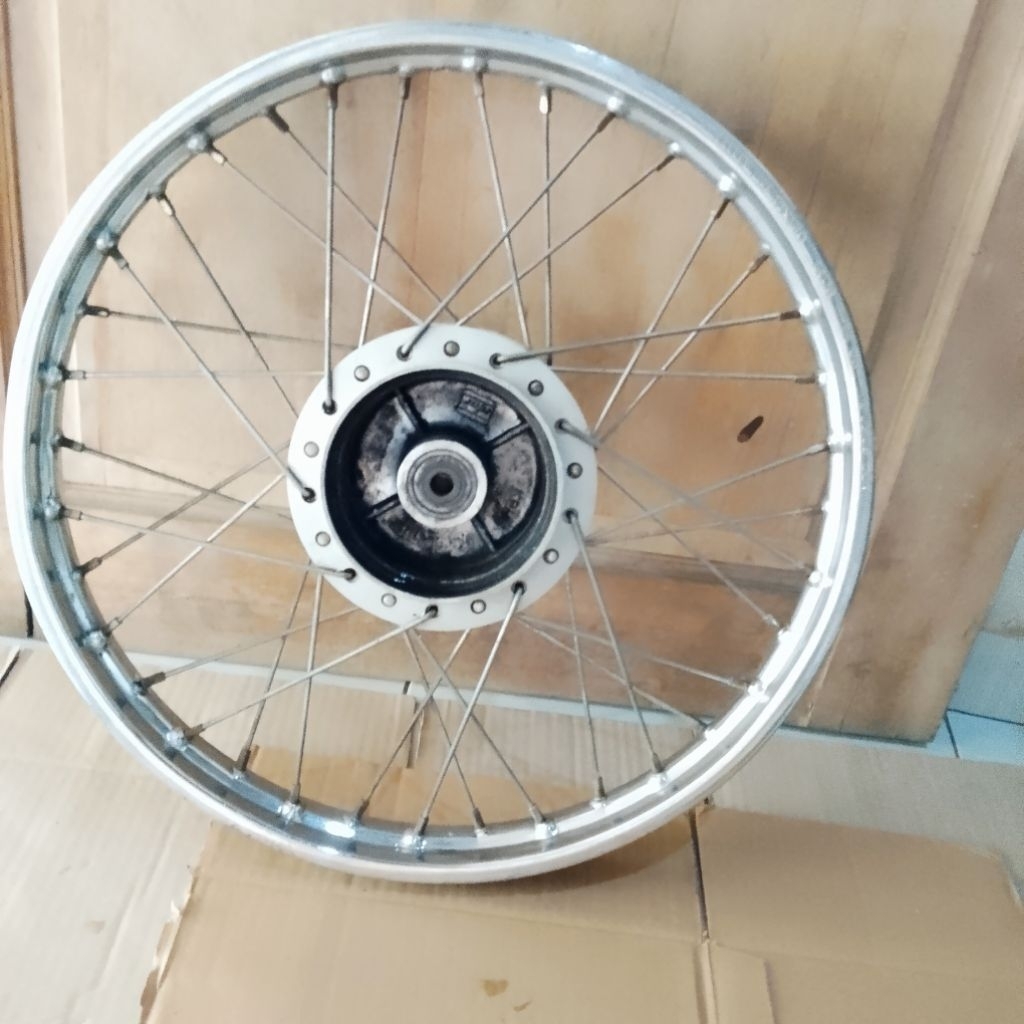 velg belakang grand astrea original copotan
