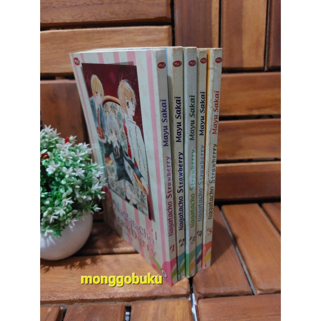 MAYU SAKAI : SET KOMIK NAGATACHO STRAWBERRY 1-5T