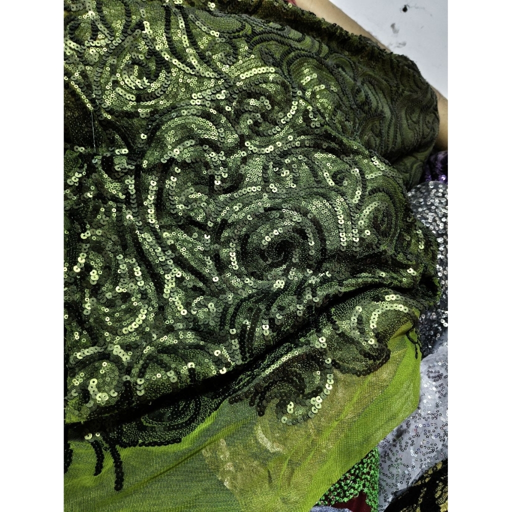 kain tile payet antik, kain tile payet murah, kain tile payet terlaris, bahan kebaya