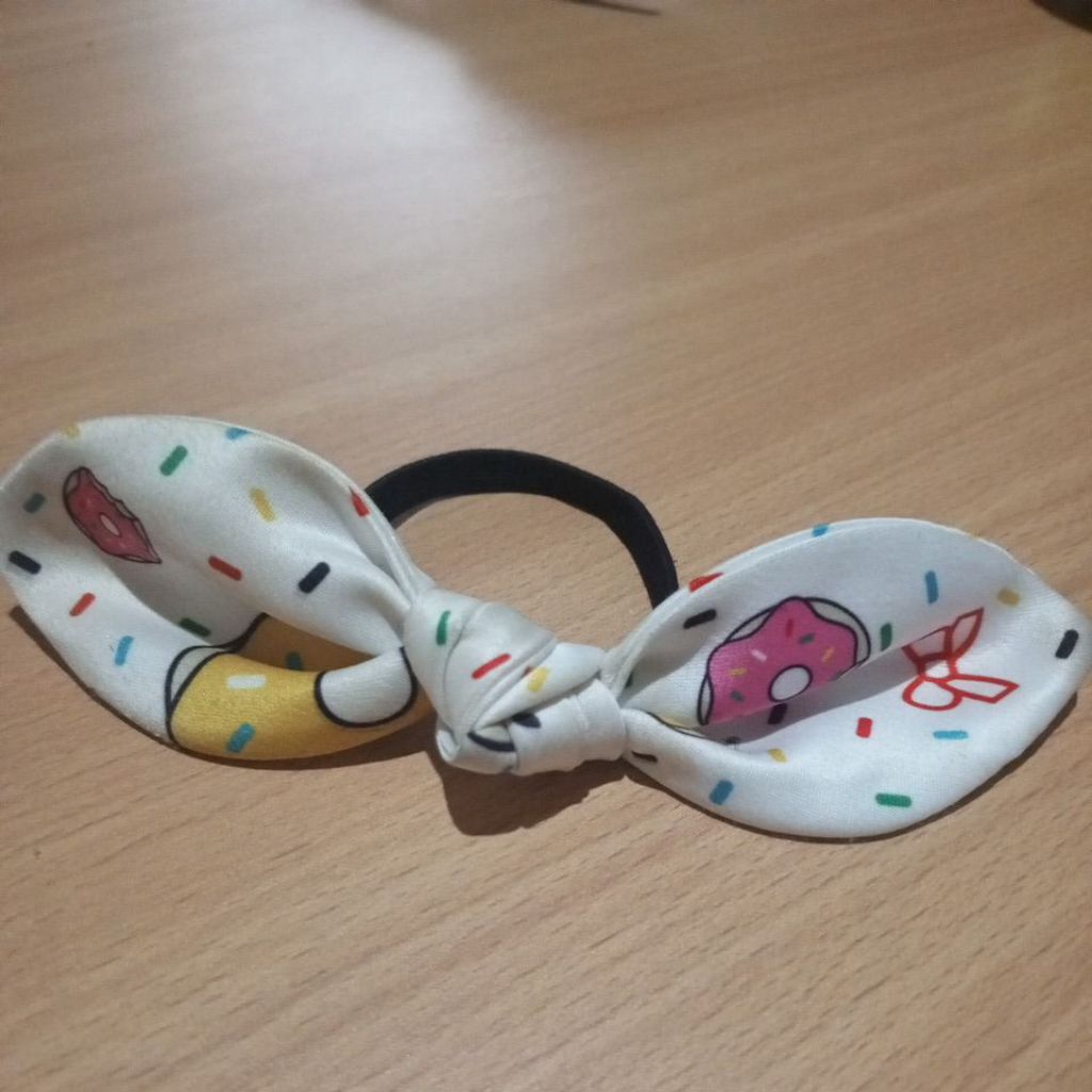 ikat rambut scrunchie elastic handmadepita donat and meses