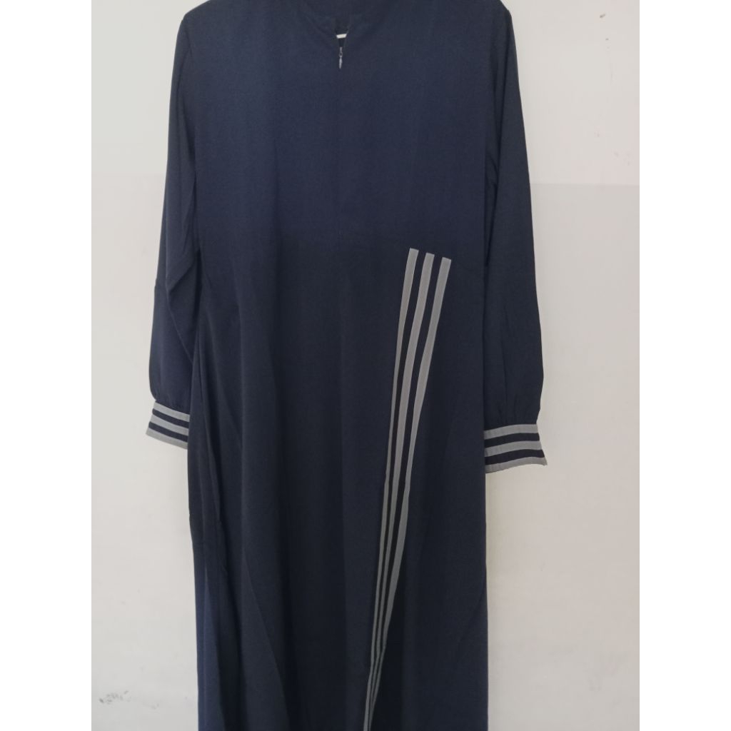 (Preloved) One Set Gamis Navy Wolfis Jilbab plus cadar tali